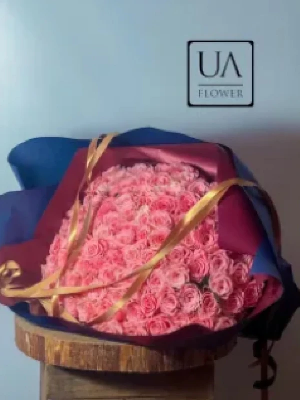 ピンクバラ108本の花束